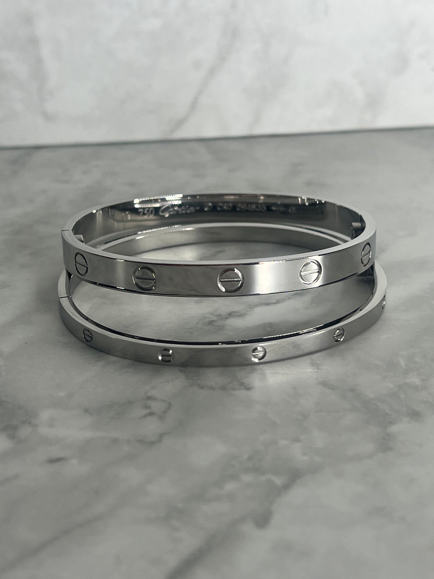 Classic bangle