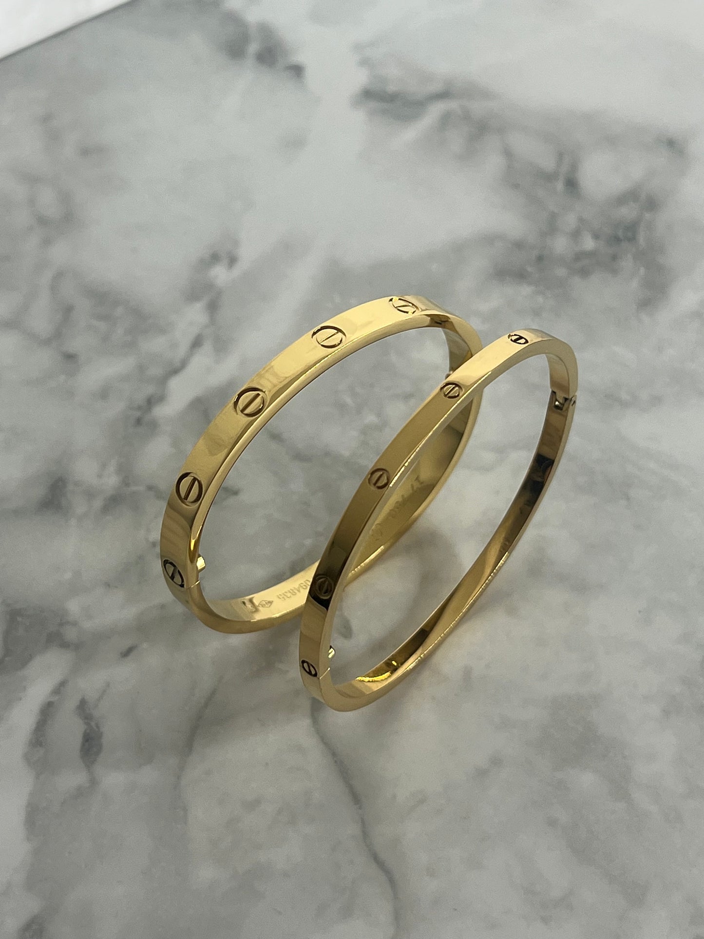 Classic bangle